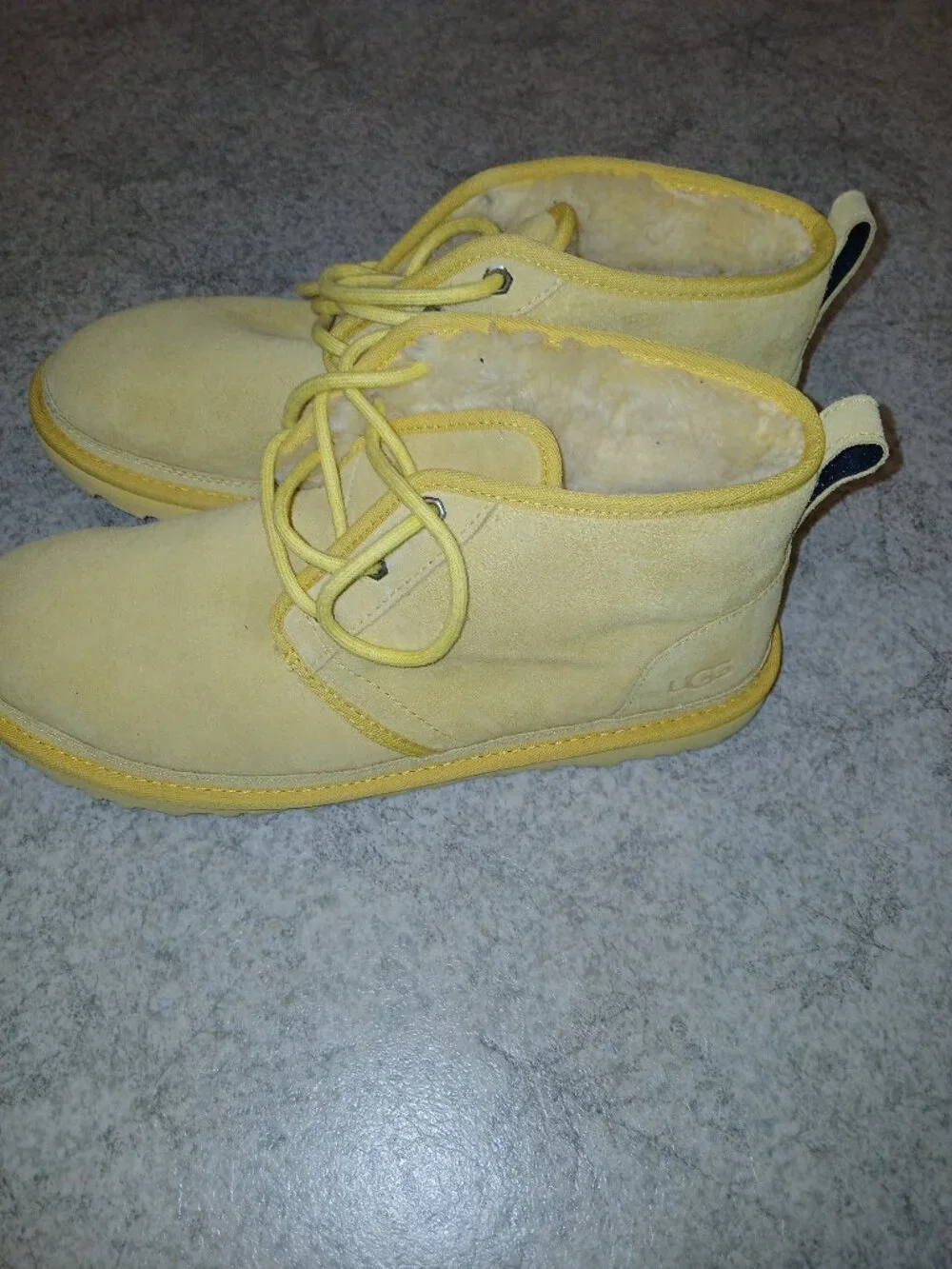 UGG Men's Yellow Chukka Boots Newmel sz 11 M